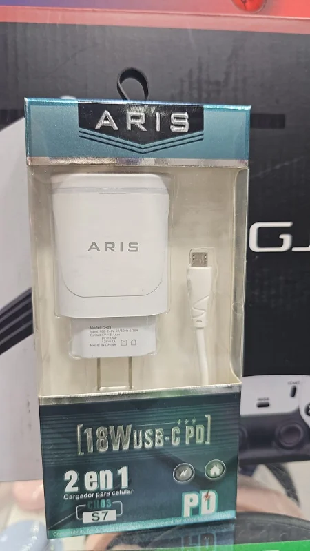 Cargador Aris V8